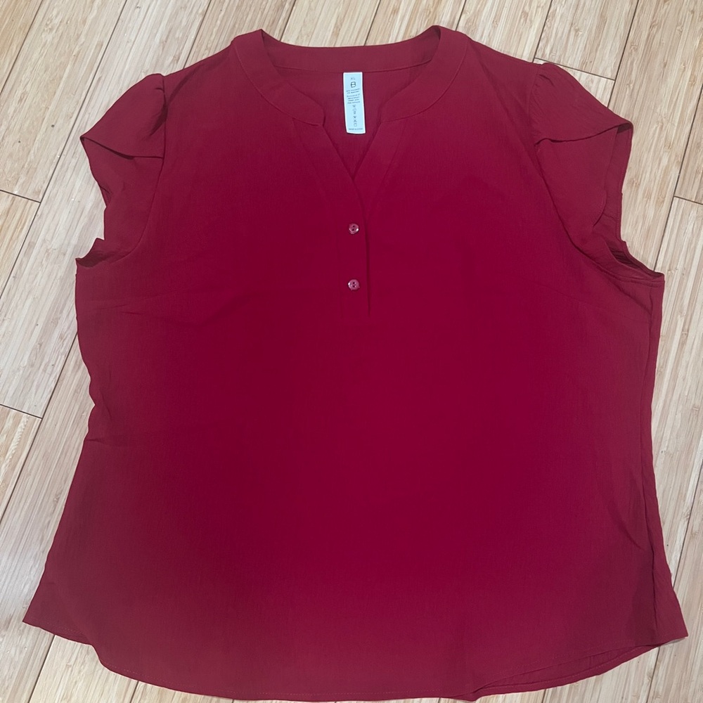Women's Burgundy Sleeveless V-Neck Blouse XL